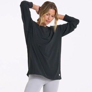 Vuori long sleeve tee